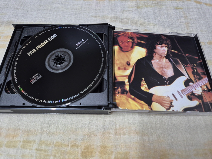 DeepPurple1985-05-08CastleHallOsakaJapan (6).jpg